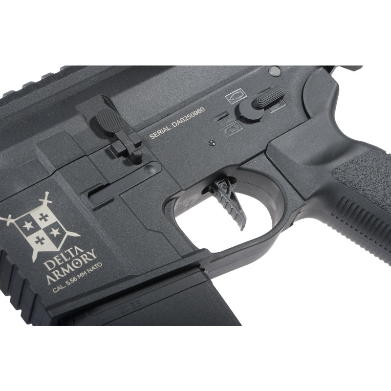 SUPER PAKET! AIRSOFT ELEKTRO PUŠKA DELTA ARMORY M4 AR15 M-LOK 10